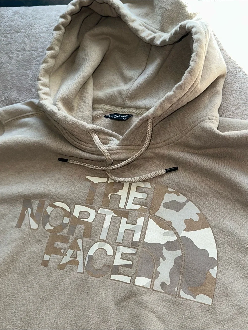The North Face Men's Tan Camo Logo Hoodie Large